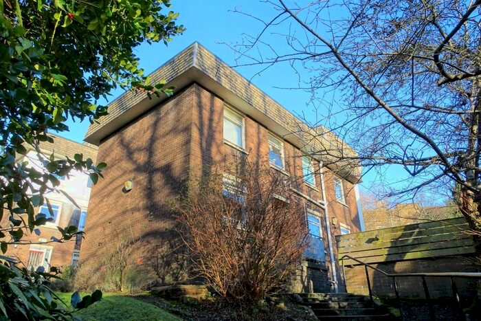 2 Bedroom Flat To Rent In Victoria Circus, Glasgow, G12