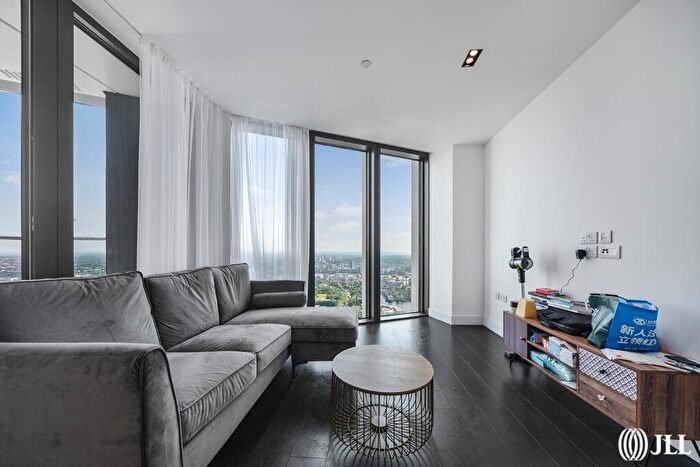 2 Bedroom Flat To Rent In Amory Tower, Marsh Wall, E14