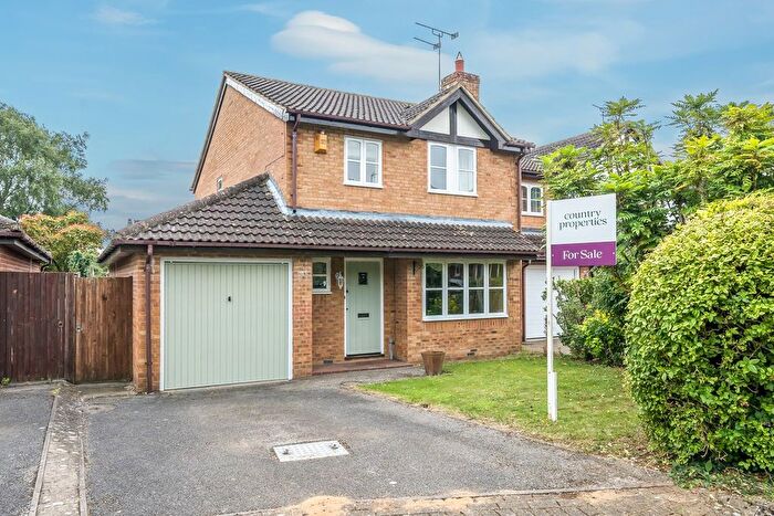 4 Bedroom Detached House For Sale In Shannon Close, Lower Stondon, SG16