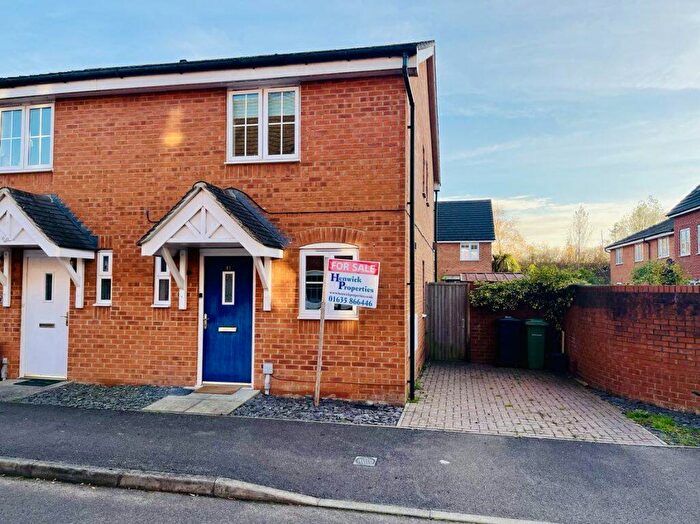 2 Bedroom Semi-Detached House For Sale In Battalion Way, Thatcham, RG19