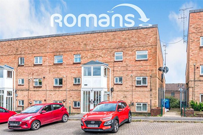 2 Bedroom Flat To Rent In Beaulieu Close, Toothill, Swindon, SN5