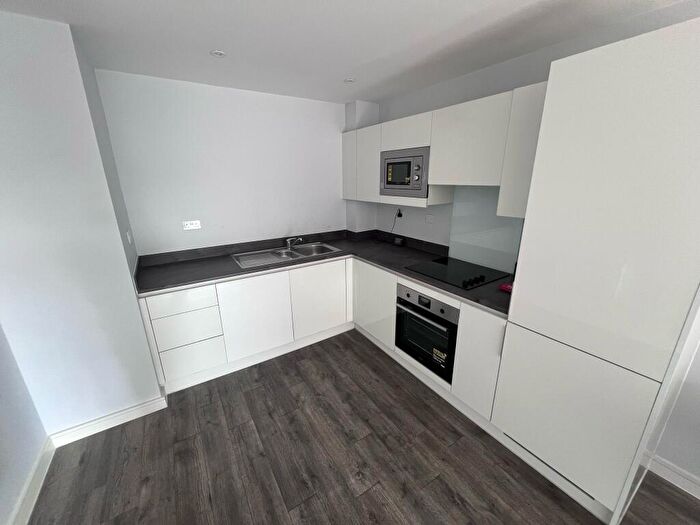 2 Bedroom Apartment To Rent In Bradford Street, Birmingham, B12