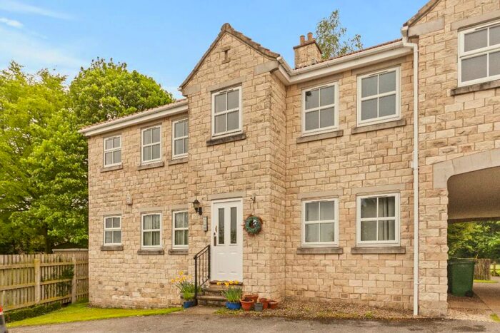 2 Bedroom Apartment To Rent In Parlington Villas, Aberford, Leeds, LS25