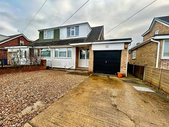 3 Bedroom Semi-Detached House To Rent In Lime Tree Avenue, Beverley, East Riding Of Yorkshire, Uk, HU17