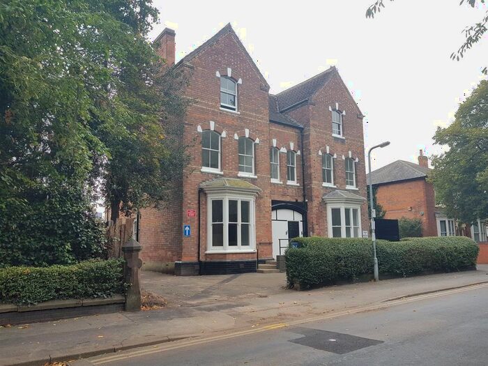2 Bedroom Flat To Rent In Saint Paul's Square, Burton On Trent, DE14