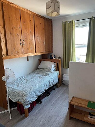 1 Bedroom Studio To Rent In Tooting High Street, Tooting, Tooting, SW17