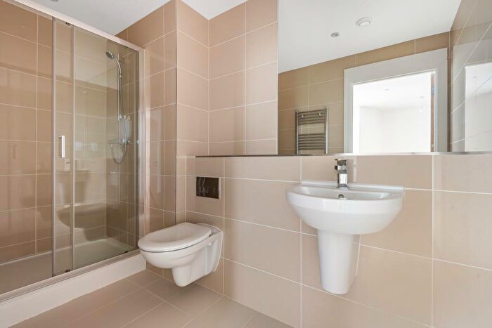 2 Bedroom Apartment To Rent In Royal Winchester House, Bracknell, RG12