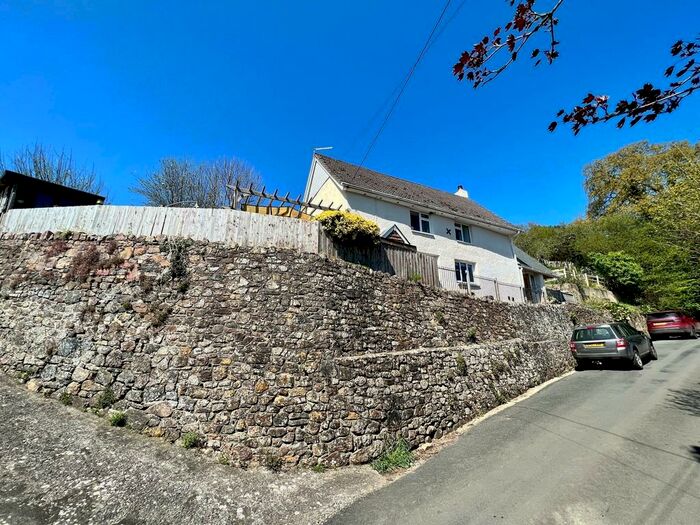 3 Bedroom Detached House For Sale In Lower Ashton, Exeter, EX6