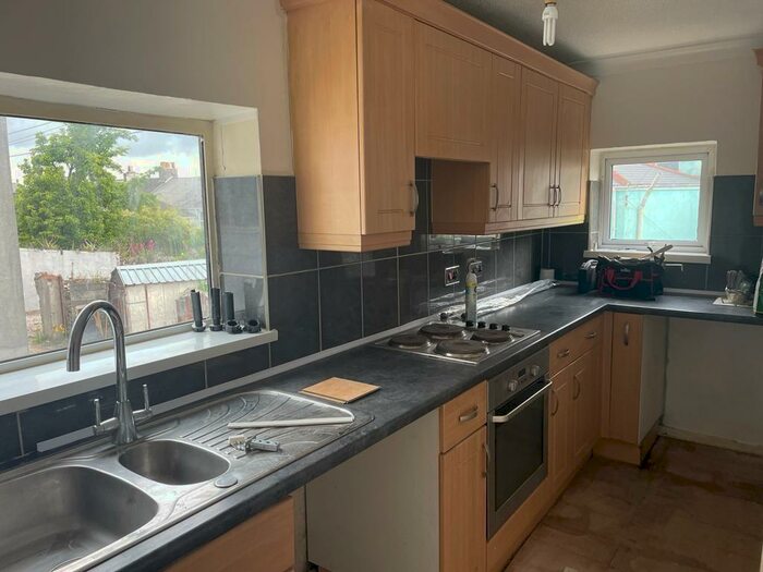 1 Bedroom Apartment To Rent In Hill Park Crescent, Plymouth, PL4