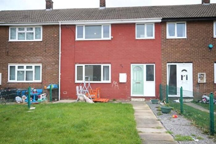 3 Bedroom Terraced House For Sale In Throstle Row, Knottingley, WF11
