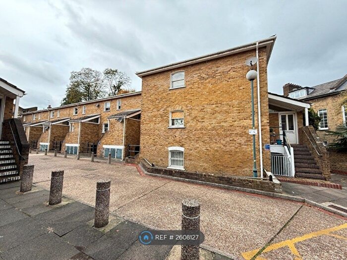 1 Bedroom Flat To Rent In Hullbridge Mews, London, N1