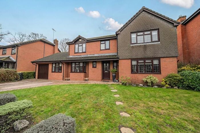 5 Bedroom Detached House For Sale In Windlesham, Surrey, GU20