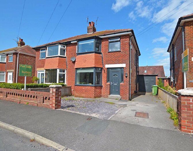 3 Bedroom Semi-Detached House For Sale In Newton Avenue, Poulton-Le-Fylde, FY6