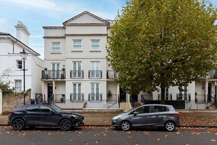 5 Bedroom Property To Rent In Entwistle Terrace, Hammersmith, W6