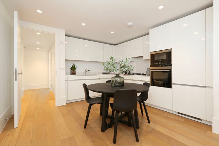 2 Bedroom Flat To Rent In York Street Chambers, York Street, London, W1H