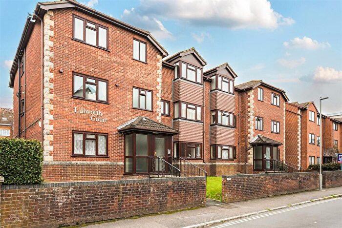 2 Bedroom Apartment For Sale In Cranborne Road, Swanage, BH19