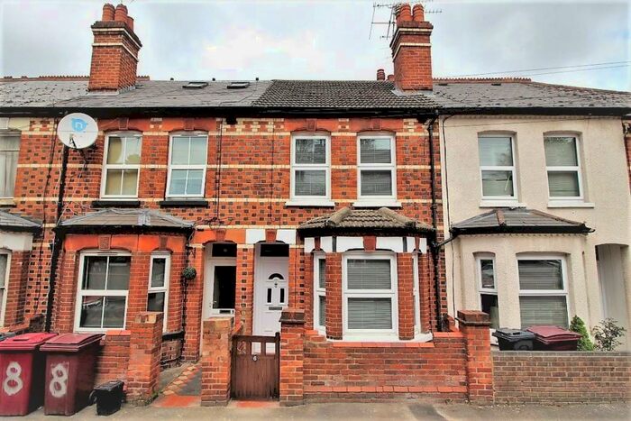 3 Bedroom Terraced House To Rent In Gloucester Road, Reading, RG30
