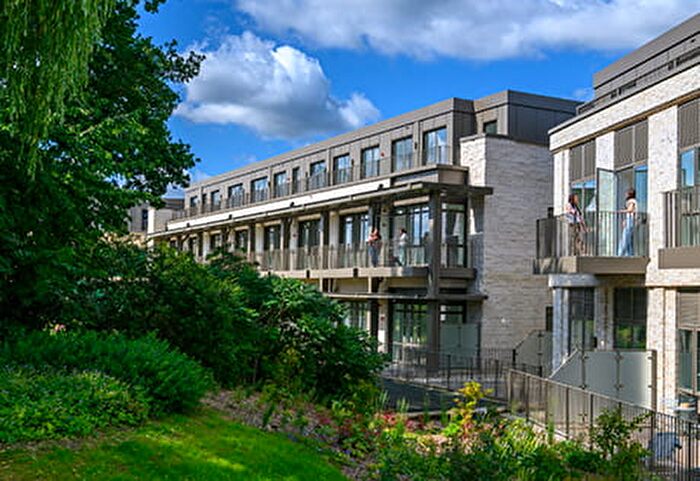 2 Bedroom Flat For Sale In , TN11