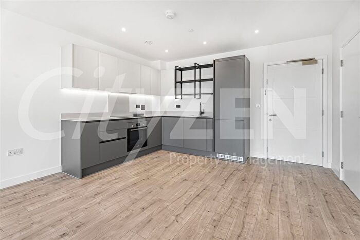 1 Bedroom Flat To Rent In Fauna Walk, Watford, WD24