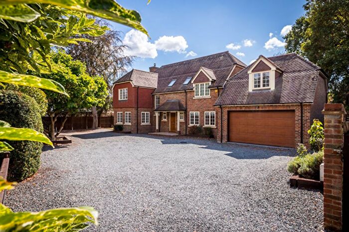 5 Bedroom Detached House For Sale In West Broyle Drive, West Broyle, Chichester, West Sussex, PO19