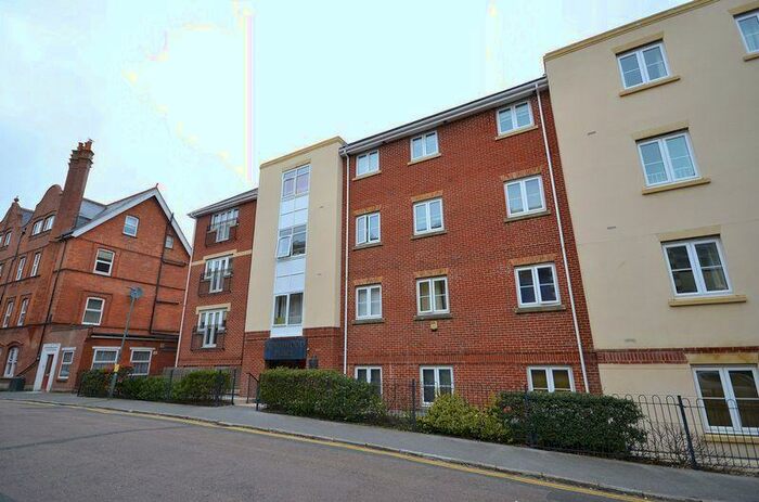2 Bedroom Flat To Rent In Norwich Avenue West, Bournemouth, BH2