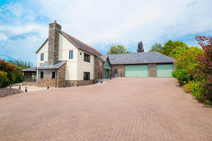 5 Bedroom Detached House For Sale In St Mellion, Saltash, PL12