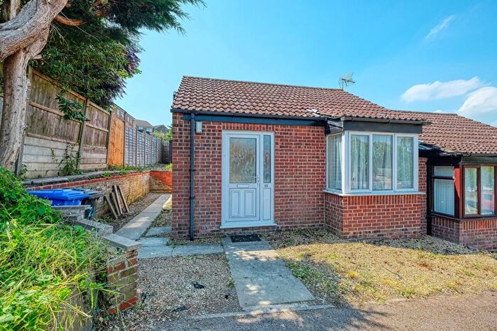 1 Bedroom Bungalow To Rent In Waveney Road, Bungay, Suffolk, NR35