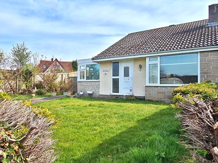 2 Bedroom Bungalow For Sale In Coxs Drive, Baltonsborough, Baltonsborough, BA6