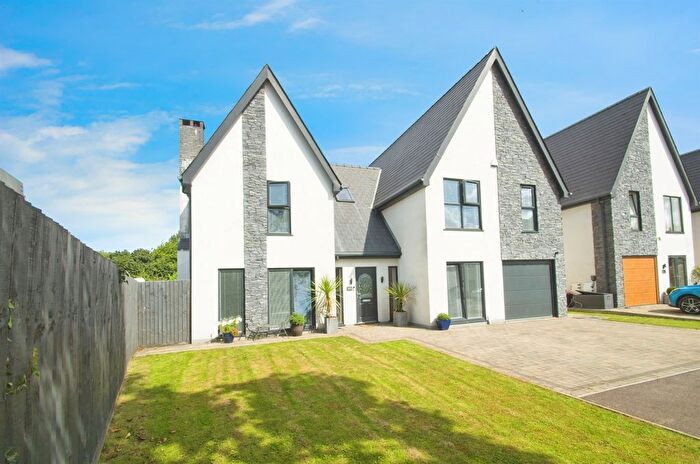 4 Bedroom Detached House For Sale In Laurel Court, Waterton, Bridgend, CF31