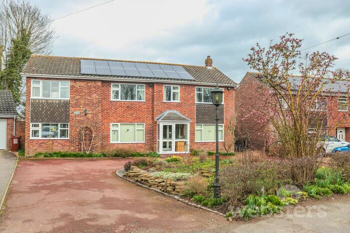 5 Bedroom Detached House For Sale In The Street, Ashwellthorpe, Norwich, NR16