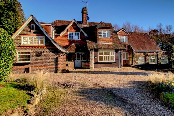 4 Bedroom Property To Rent In Stoneswood Road, Oxted RH8