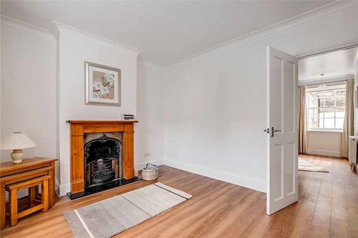 2 Bedroom Terraced House To Rent In St. Peters Grove, Hammersmith, W6