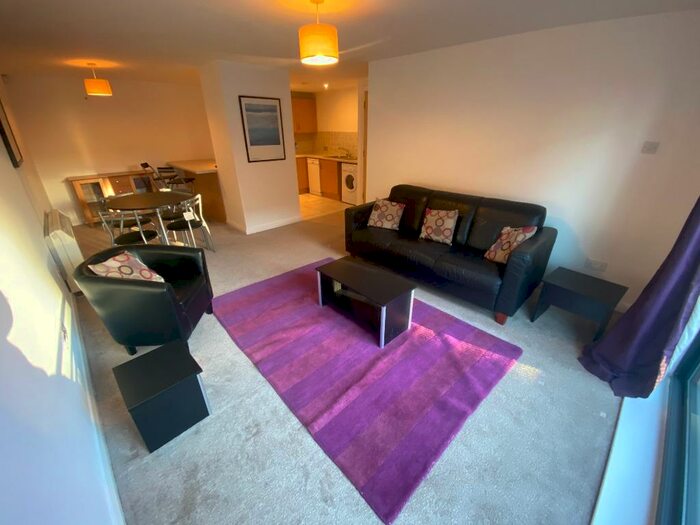 2 Bedroom Flat To Rent In Maddison Square, Liverpool, L1