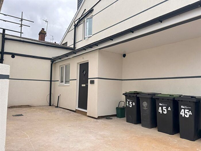 1 Bedroom Flat To Rent In Moor Road, Rushden, NN10