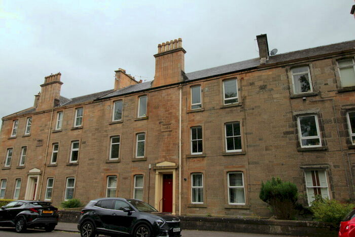 2 Bedroom Flat To Rent In C Newhouse, Stirling, FK8