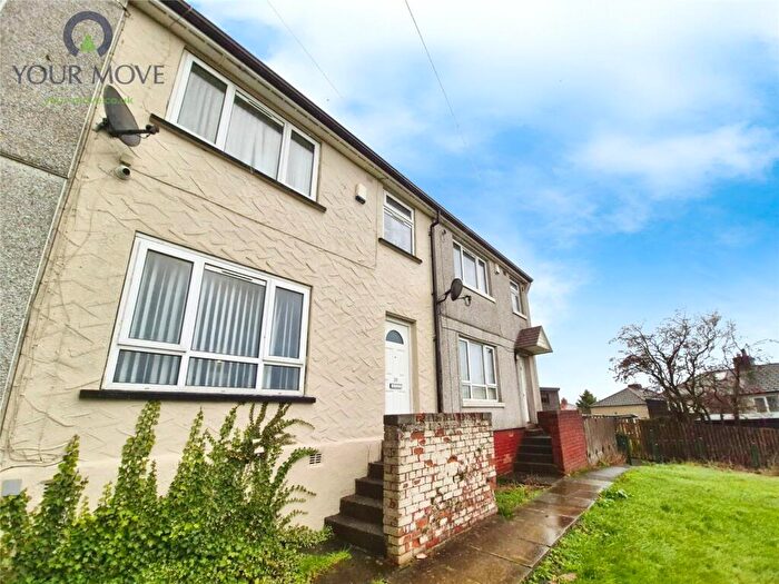 3 Bedroom Terraced House To Rent In West Bank Rise, Keighley, West Yorkshire, BD22