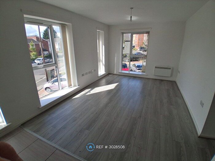 2 Bedroom Flat To Rent In St Marys Way, Liverpool, L7