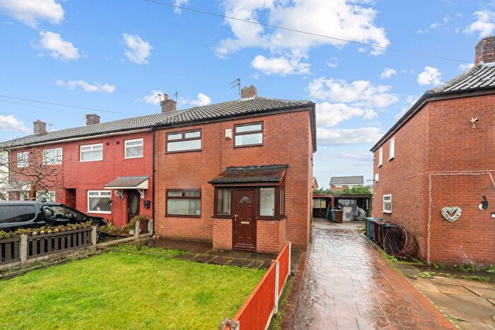 3 Bedroom End Of Terrace House For Sale In Sycamore Avenue, Golborne, WA3