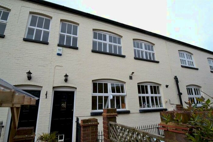 2 Bedroom House To Rent In Victoria Street, St Albans, AL1