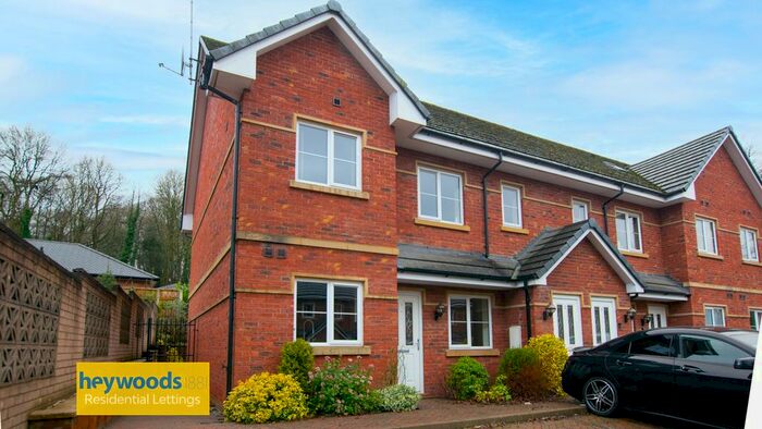 2 Bedroom Flat To Rent In Kingsley Hall, Lymewood Close, Newcastle, ST5