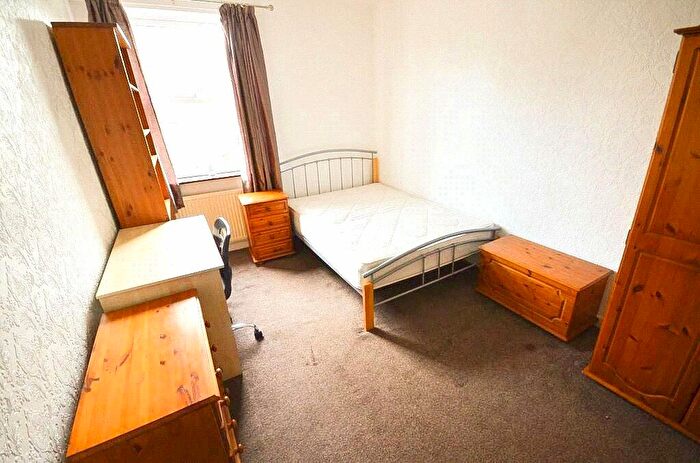 8 Bedroom Semi-Detached House To Rent In Brook Road, Fallowfield, Manchester, Manchester, M14