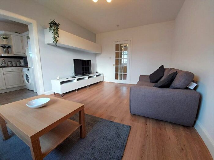 1 Bedroom Flat To Rent In Linksfield Road, Pittodrie, Aberdeen, AB24