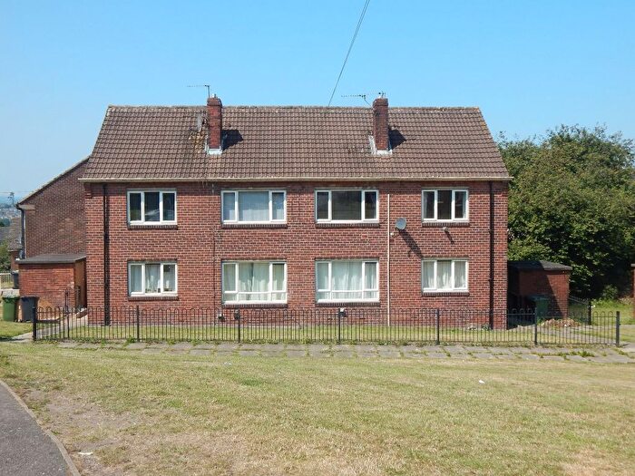 1 Bedroom Flat To Rent In Abbey Road, Batley, WF17