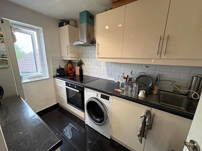 2 Bedroom Flat For Sale In Charles Crescent, Harrow, HA1