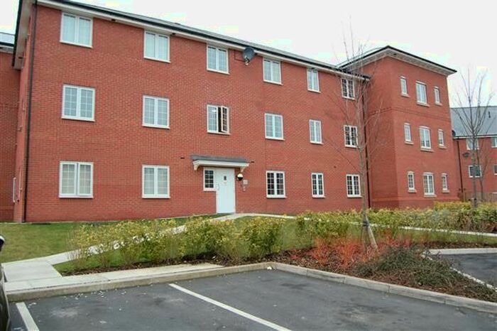 2 Bedroom Flat To Rent In Brathey Place, Radcliffe, Manchester M26