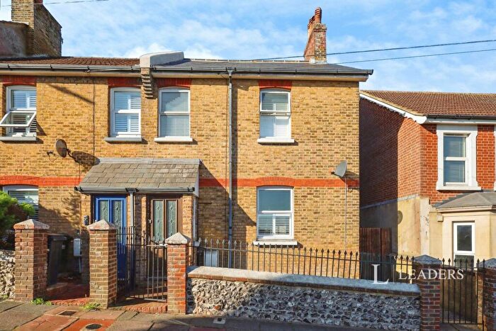3 Bedroom Terraced House To Rent In Victoria Drive, Eastbourne, East Sussex, BN20