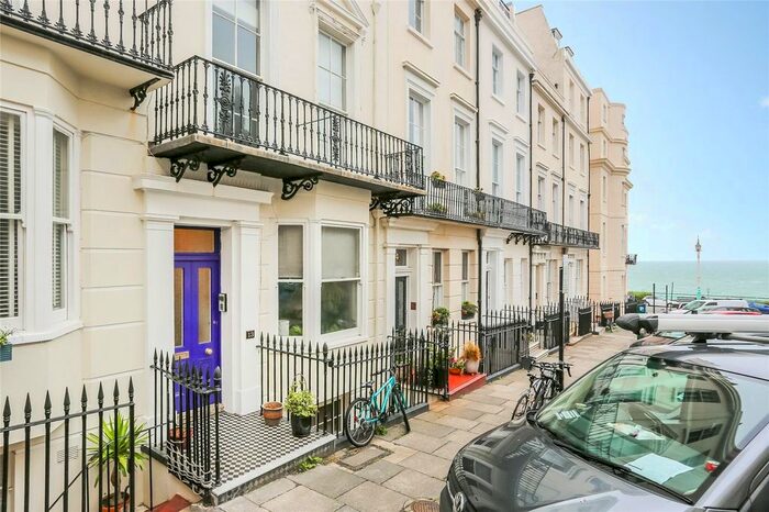 Studio To Rent In Belgrave Place, Brighton, East Sussex BN2