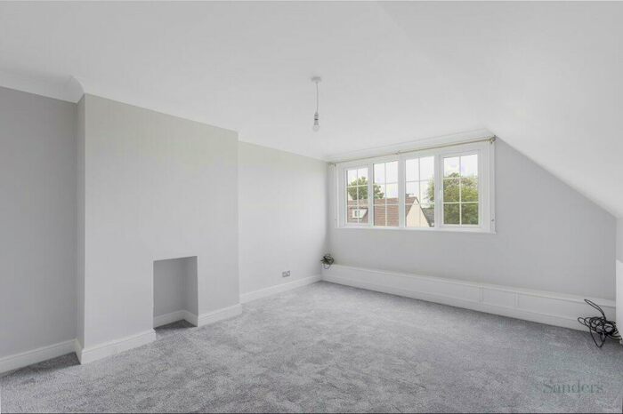 2 Bedroom Flat To Rent In Station Road, Old Harlow, Essex, CM17