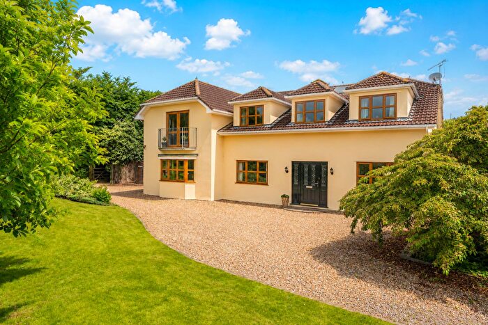 5 Bedroom Detached House For Sale In Substantial Bed Family Home With Indoor Swimming Pool & Large Secluded Grounds Situated On Backwell Common, BS48