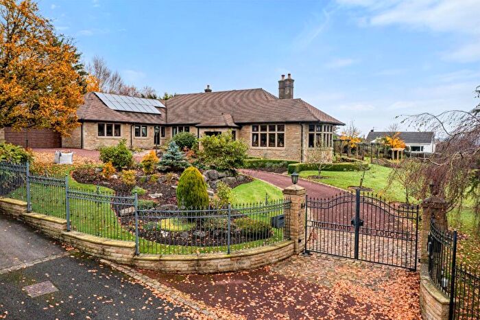 5 Bedroom Detached House For Sale In Middleton Drive, Higherford, BB9
